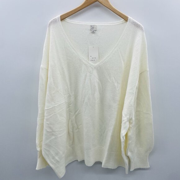 A New Day Womens Plus Size 4X Soft Cozy Knit V-Neck Pullover Sweater Cream 010 - Picture 2 of 7